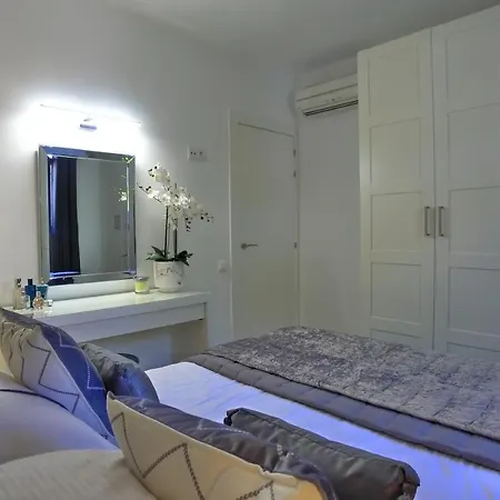 R795 - Capistrano Playa 610 Lägenhet
